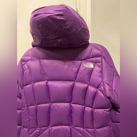 The North Face Down Puffer Jacket Purple Medium size
NWOT - Picture 4 of 7